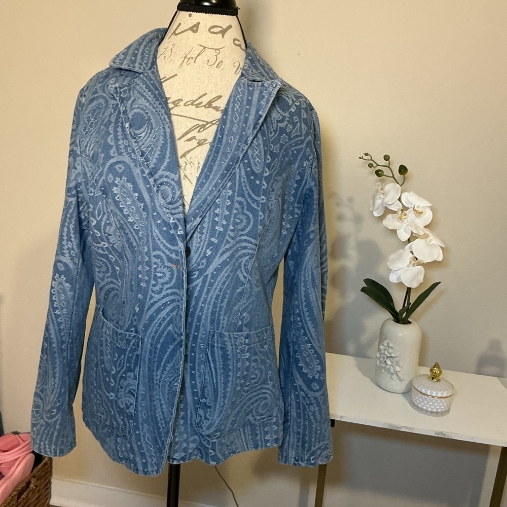 Solitaire Women's Blue Paisley Jacket - Picture 3 of 8